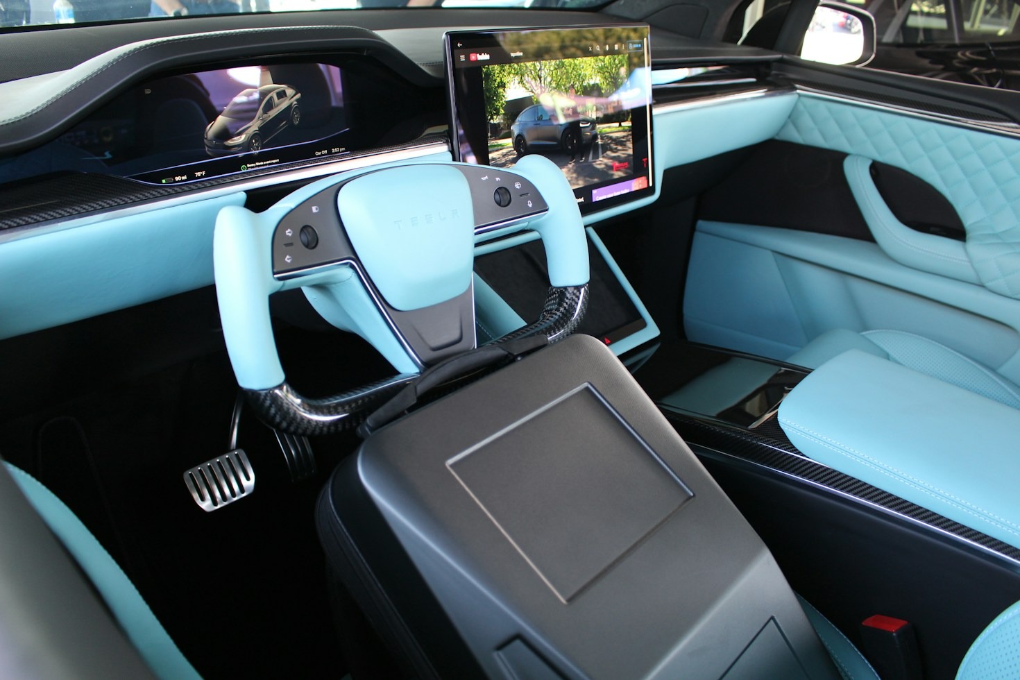 Rider Safety Protocols: What to Expect in Robotaxis